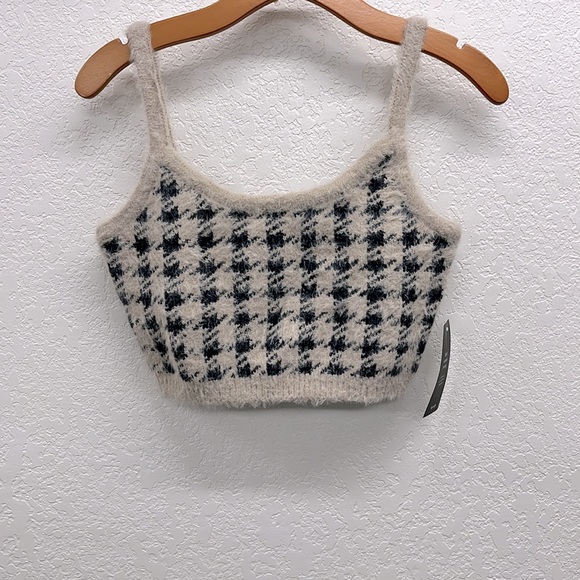 NA-KD Checked Cropped Knitted Top in Beige/ Black L - Picture 1 of 7